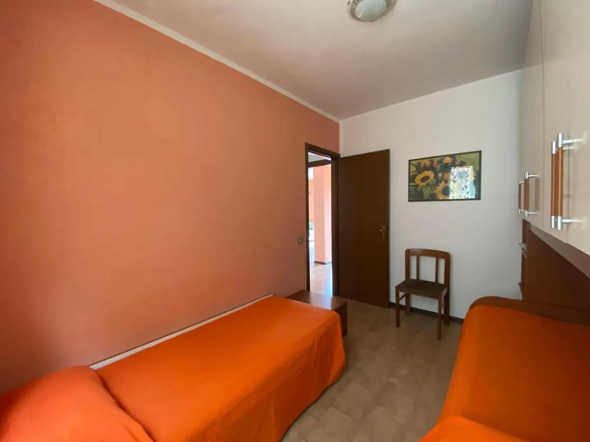 Apartment Geranium Home Lake Como Argegno Italy