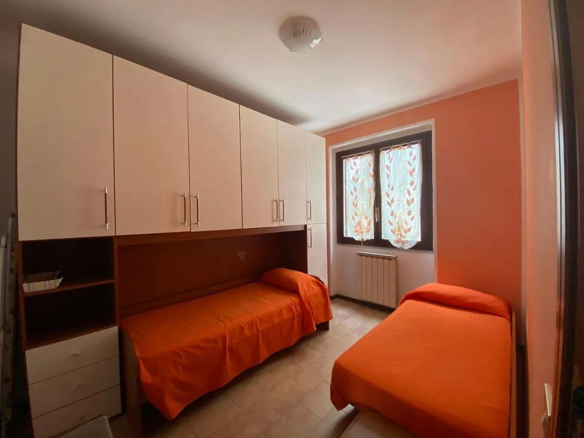 Apartment Geranium Home Lake Como Argegno